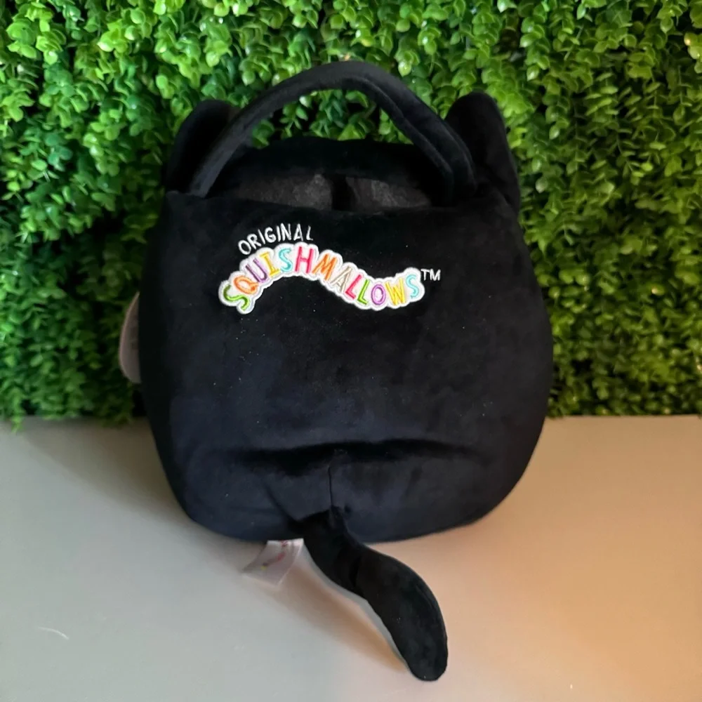 Stump the Skeleton Cat Halloween Plush Treat Pail Squishmallows New with Tag